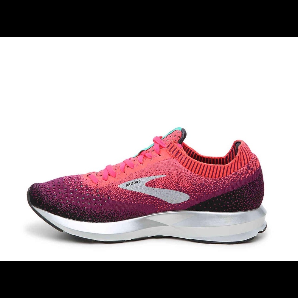 Brook’s Levitate 2 Running Sneakers Pink/Black/Aqua